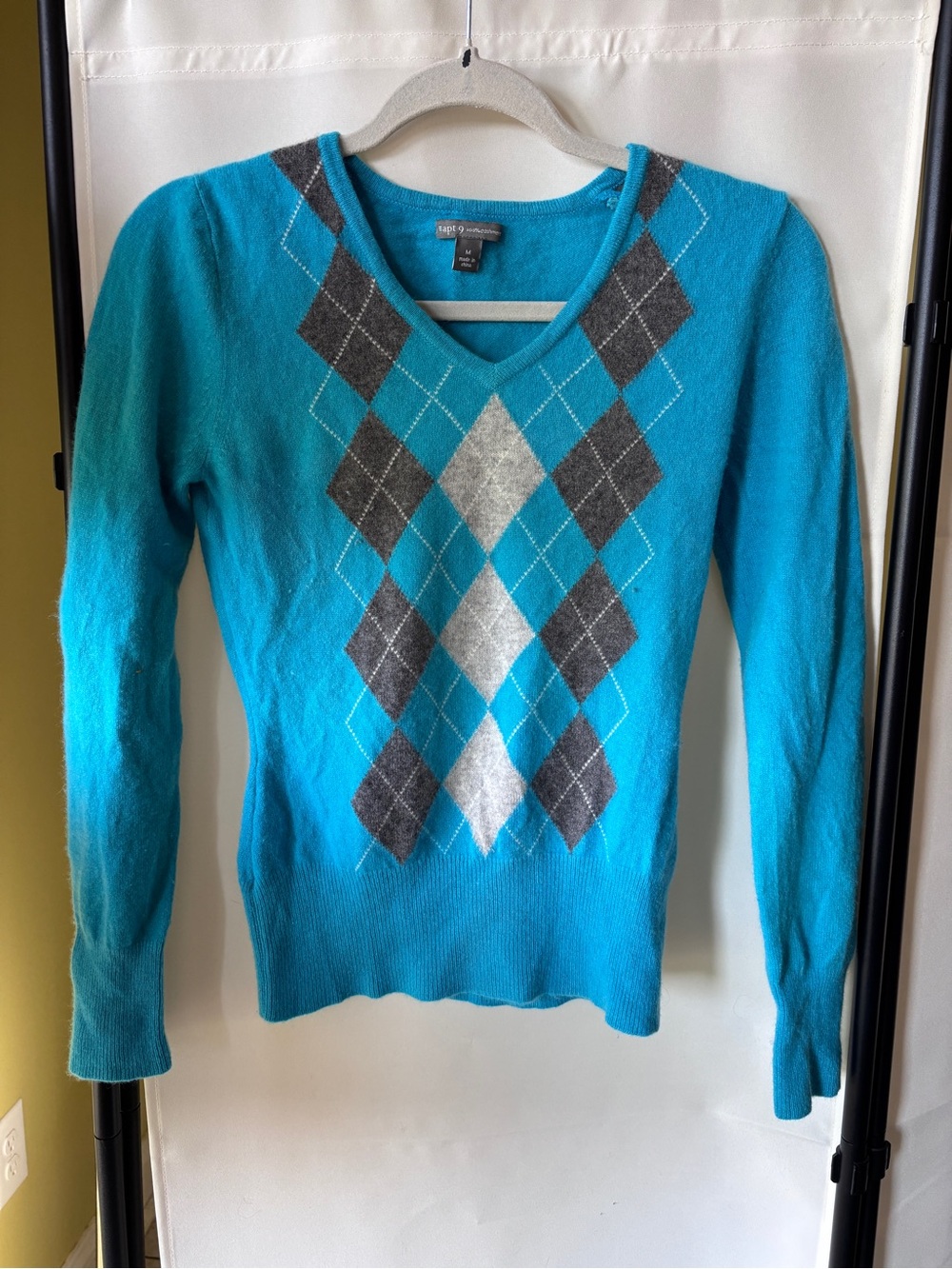 Apt. 9 100% Cashmere Bright Teal V-Neck Argyle Sweater